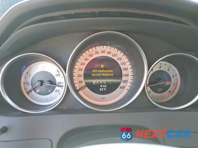 Zdjęcie 9 z 12 samochodu: 2013 MERCEDES-BENZ C 250 VIN:WDDGF4HB5DA797538 - miniatura
