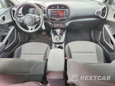 Zdjęcie 8 z 12 samochodu: 2023 KIA SOUL LX VIN:KNDJ23AU3P7892277 - miniatura