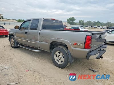 Drugie zdjęcie samochodu z przodu: 2006 CHEVROLET SILVERADO K1500 VIN:1GCEK19Z06Z256294 - miniatura