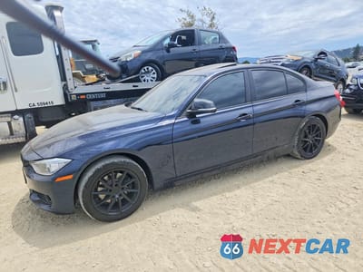 2013 BMW 328 I WBA3A5C52DJ461700 - główne zdjęcie licytacji z USA - miniatura