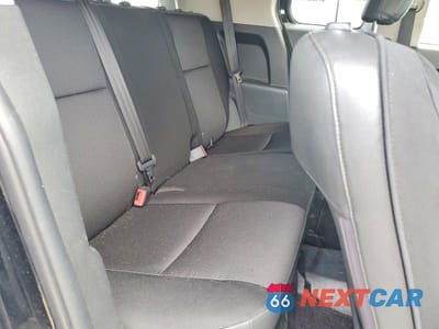 Zdjęcie 11 z 13 samochodu: 2010 TOYOTA FJ CRUISER BASE VIN:JTEBU4BF4AK082273 - miniatura