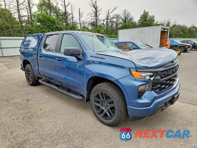 Czwarte zdjęcie samochodu z boku: 2024 CHEVROLET SILVERADO K1500 CUSTOM VIN:1GCPDBEK3RZ399679 - miniatura