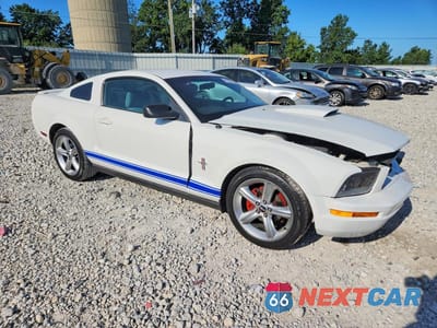 Czwarte zdjęcie samochodu z boku: 2007 FORD MUSTANG VIN:1ZVFT80N975359045 - miniatura