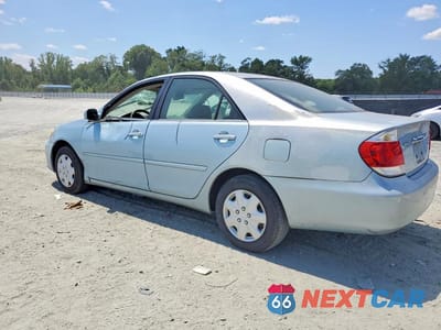 Drugie zdjęcie samochodu z przodu: 2005 TOYOTA CAMRY LE VIN:4T1BE32K75U989808 - miniatura