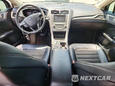 Zdjęcie 8 z 12 samochodu: 2017 FORD FUSION SE VIN:3FA6P0H99HR393006 - miniatura