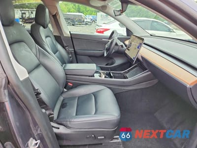 Zdjęcie 7 z 13 samochodu: 2020 TESLA MODEL Y VIN:5YJYGDEE8LF031593 - miniatura