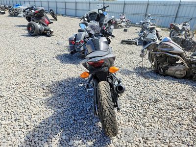 Czwarte zdjęcie samochodu z boku: 2016 YAMAHA YZFR3 VIN:MH3RH06YXGK014095 - miniatura