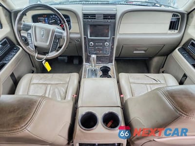 Zdjęcie 8 z 13 samochodu: 2017 LINCOLN NAVIGATOR SELECT VIN:5LMJJ2HT1HEL08538 - miniatura