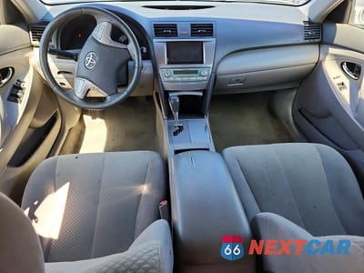 Zdjęcie 8 z 12 samochodu: 2008 TOYOTA CAMRY HYBRID VIN:4T1BB46K68U055703 - miniatura