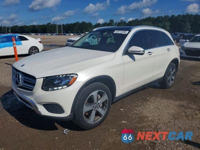2017 MERCEDES-BENZ GLC 300 WDC0G4JB8HF249023 - główne zdjęcie licytacji z USA - miniatura