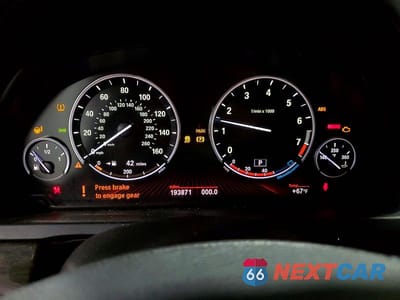 Zdjęcie 9 z 12 samochodu: 2011 BMW 750 VIN:WBAKB8C57BCY66754 - miniatura