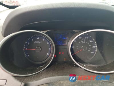 Zdjęcie 9 z 13 samochodu: 2015 HYUNDAI TUCSON LIMITED VIN:KM8JU3AG7FU952237 - miniatura