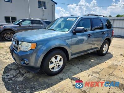 2011 FORD ESCAPE XLT 1FMCU9D71BKA30835 - główne zdjęcie licytacji z USA - miniatura