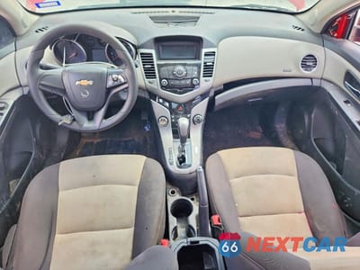 Zdjęcie 8 z 12 samochodu: 2014 CHEVROLET CRUZE LS VIN:1G1PA5SH7E7208640 - miniatura