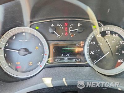 Zdjęcie 9 z 13 samochodu: 2015 NISSAN SENTRA SR VIN:3N1AB7AP5FY344105 - miniatura