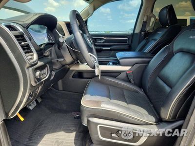 Zdjęcie 7 z 13 samochodu: 2022 RAM 1500 LARAMIE VIN:1C6SRFJT9NN208146 - miniatura