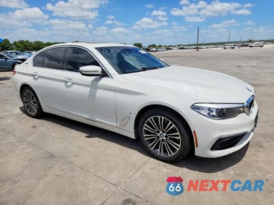 Czwarte zdjęcie samochodu z boku: 2018 BMW 530E VIN:WBAJA9C59JB253480 - miniatura