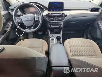 Zdjęcie 8 z 13 samochodu: 2021 FORD ESCAPE SE VIN:1FMCU9G64MUA01808 - miniatura
