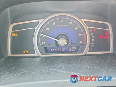 Zdjęcie 9 z 12 samochodu: 2010 HONDA CIVIC LX VIN:2HGFA1F55AH546792 - miniatura