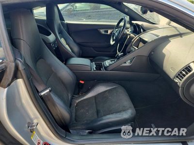 Zdjęcie 10 z 12 samochodu: 2017 JAGUAR F-TYPE VIN:SAJWA6ATXH8K36916 - miniatura
