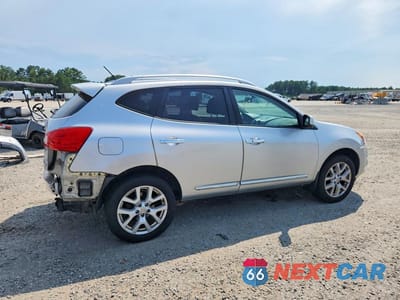 Trzecie zdjęcie samochodu z tyłu: 2013 NISSAN ROGUE S VIN:JN8AS5MV6DW625172 - miniatura