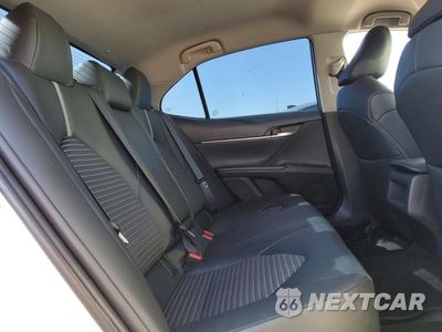 Zdjęcie 10 z 12 samochodu: 2018 TOYOTA CAMRY SE VIN:4T1B11HK6JU649468 - miniatura
