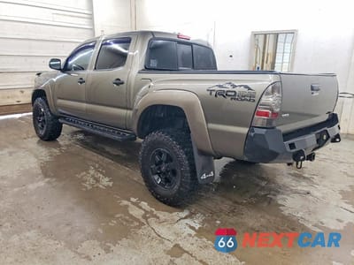 Drugie zdjęcie samochodu z przodu: 2011 TOYOTA TACOMA DOUBLE CAB VIN:3TMLU4EN2BM073027 - miniatura