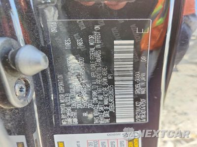 Zdjęcie 13 z 13 samochodu: 2016 TOYOTA 4RUNNER LIMITED VIN:JTEBU5JR0G5380375 - miniatura