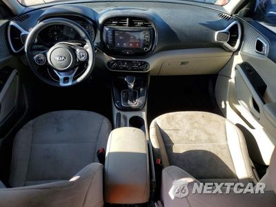 Zdjęcie 8 z 12 samochodu: 2020 KIA SOUL LX VIN:KNDJ23AU0L7107823 - miniatura