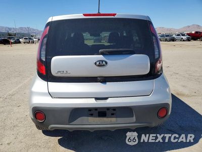 Zdjęcie 10 z 23 samochodu: 2018 KIA SOUL BASE VIN:KNDJN2A20J7535985 - miniatura