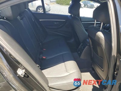 Zdjęcie 10 z 12 samochodu: 2018 BMW 330 XI VIN:WBA8D9G57JNU68838 - miniatura