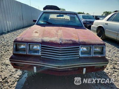 Piąte zdjęcie samochodu w środku: 1982 DODGE 400 VIN:1B3BV45BXCG166759 - miniatura