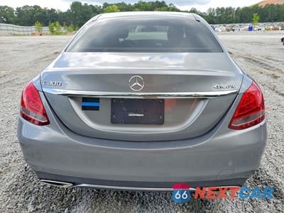 Zdjęcie 6 z 12 samochodu: 2015 MERCEDES-BENZ C 300 4MATIC VIN:55SWF4KB2FU080585 - miniatura