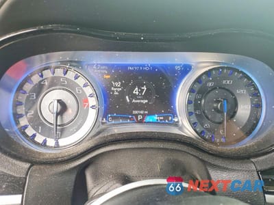 Zdjęcie 9 z 12 samochodu: 2019 CHRYSLER 300 S VIN:2C3CCAGG0KH586134 - miniatura