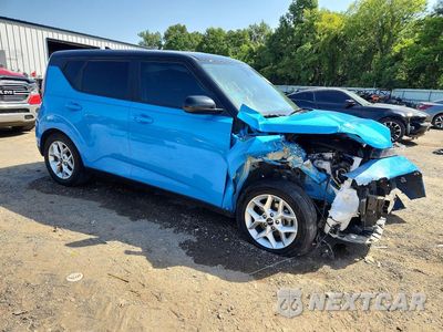 Czwarte zdjęcie samochodu z boku: 2025 KIA SOUL S VIN:KNDJ23AU9S7252924 - miniatura