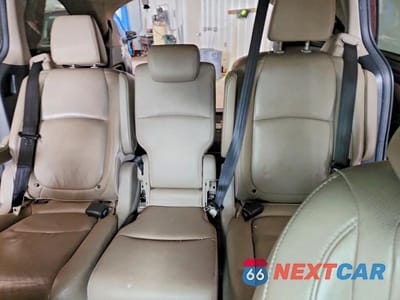 Zdjęcie 10 z 14 samochodu: 2019 HONDA ODYSSEY EXL VIN:5FNRL6H74KB065733 - miniatura