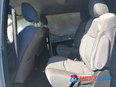 Zdjęcie 11 z 13 samochodu: 2025 TOYOTA SIENNA LE VIN:5TDKRKEC9SS225188 - miniatura