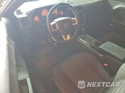 Zdjęcie 8 z 12 samochodu: 2012 DODGE CHALLENGER SXT VIN:2C3CDYAG7CH130602 - miniatura