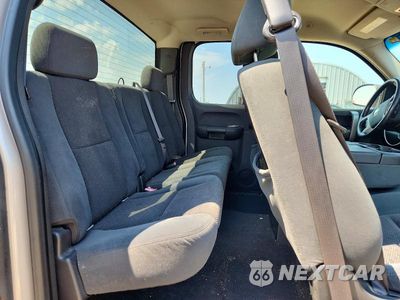 Zdjęcie 10 z 12 samochodu: 2007 CHEVROLET SILVERADO K2500 HEAVY DUTY VIN:1GCHK29K57E566665 - miniatura