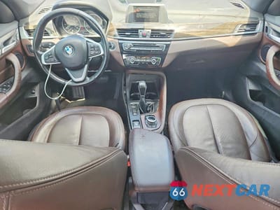 Zdjęcie 8 z 13 samochodu: 2017 BMW X1 XDRIVE28I VIN:WBXHT3Z37H4A53653 - miniatura