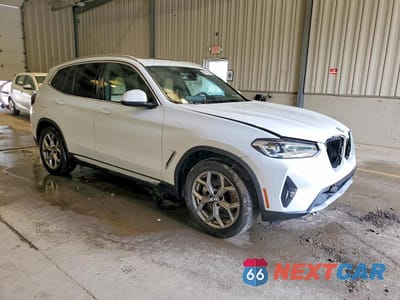 Czwarte zdjęcie samochodu z boku: 2022 BMW X3 XDRIVE30I VIN:5UX53DP03N9M92843 - miniatura