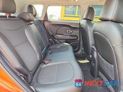 Zdjęcie 10 z 13 samochodu: 2018 KIA SOUL ! VIN:KNDJX3AA2J7584693 - miniatura