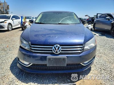Piąte zdjęcie samochodu w środku: 2015 VOLKSWAGEN PASSAT SE VIN:1VWBT7A31FC087963 - miniatura