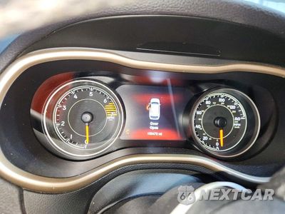 Zdjęcie 9 z 13 samochodu: 2018 JEEP CHEROKEE LIMITED VIN:1C4PJMDBXJD599482 - miniatura