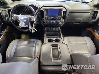 Zdjęcie 8 z 13 samochodu: 2018 CHEVROLET SILVERADO K2500 HEAVY DUTY LTZ VIN:1GC2KWEG3JZ225439 - miniatura