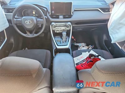 Zdjęcie 8 z 13 samochodu: 2025 TOYOTA RAV4 LE VIN:2T3K1RFV0SW419591 - miniatura