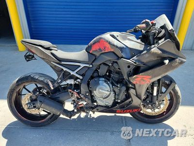 2024 SUZUKI GSX800 F JS1EM13B2R7100936 - główne zdjęcie licytacji z USA - miniatura