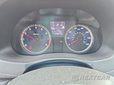 Zdjęcie 9 z 13 samochodu: 2017 HYUNDAI ACCENT SE VIN:KMHCT5AE5HU311824 - miniatura