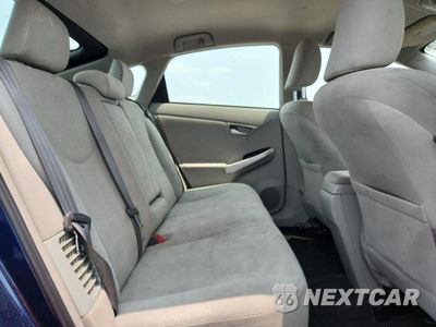 Zdjęcie 10 z 12 samochodu: 2012 TOYOTA PRIUS TWO VIN:JTDKN3DU1C1535278 - miniatura