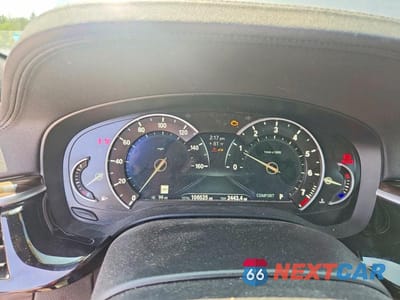 Zdjęcie 9 z 13 samochodu: 2018 BMW 530 XI VIN:WBAJA7C5XJWA74543 - miniatura